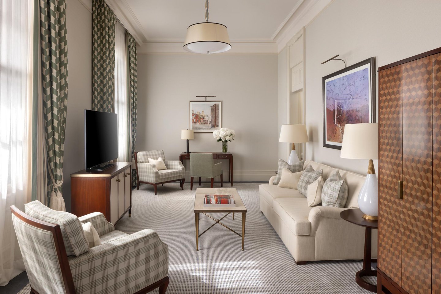 Raffles London Westminister Suite Lounge 7C2A5689